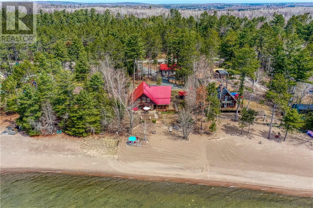 33 Dominion Park Drive, Thessalon, Ontario  P0R 1L0 - Photo 5 - 2125484