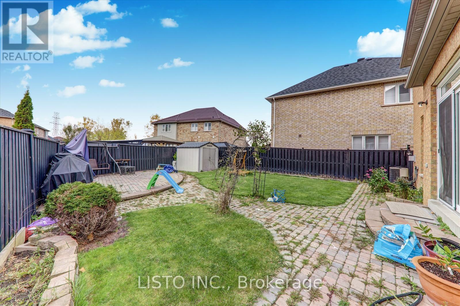 65 Warbler Circle, Toronto, Ontario  M1X 1V5 - Photo 35 - E12473892
