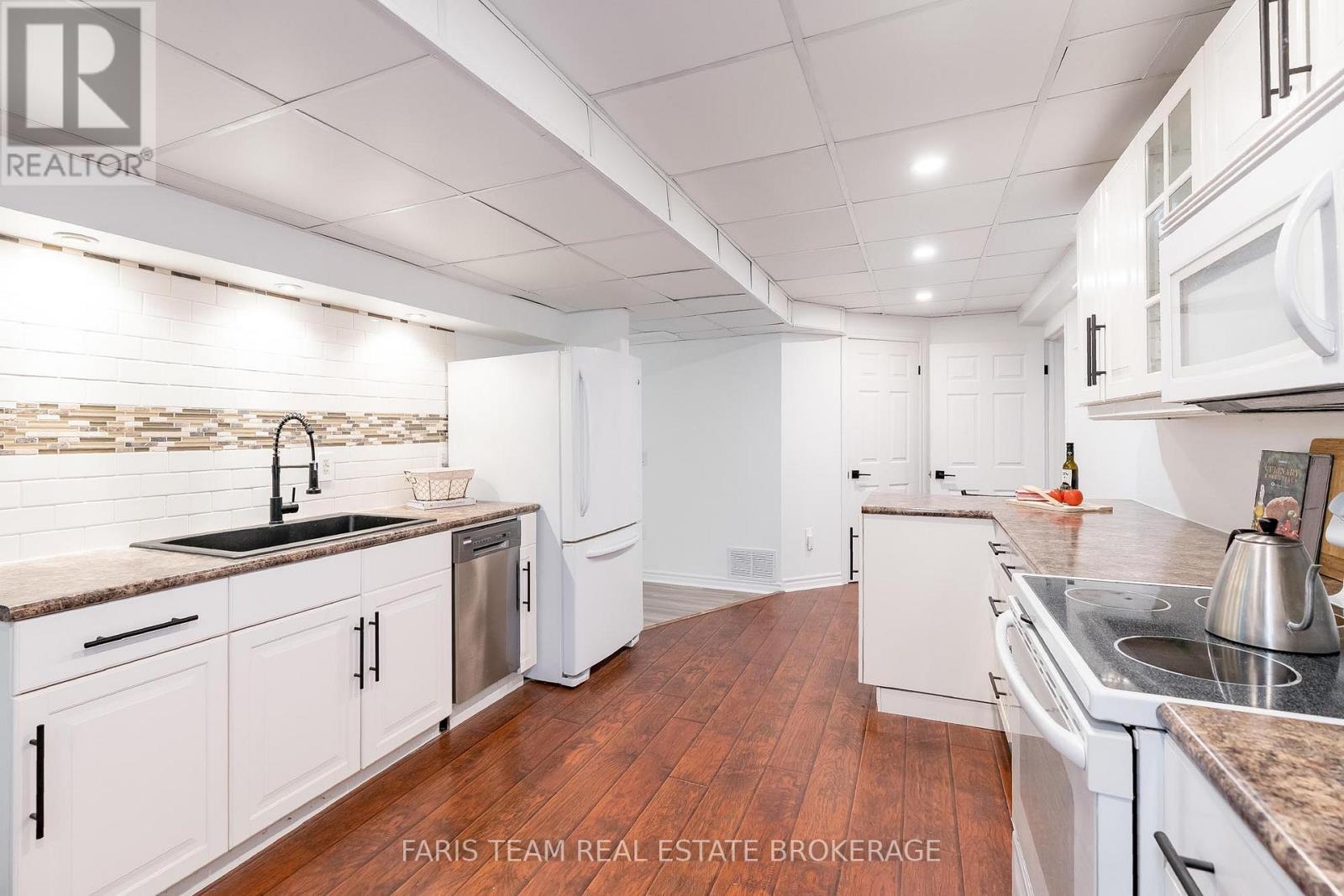 27 Garrett Crescent, Barrie (North Shore), Ontario  L4M 5K7 - Photo 32 - S12503782