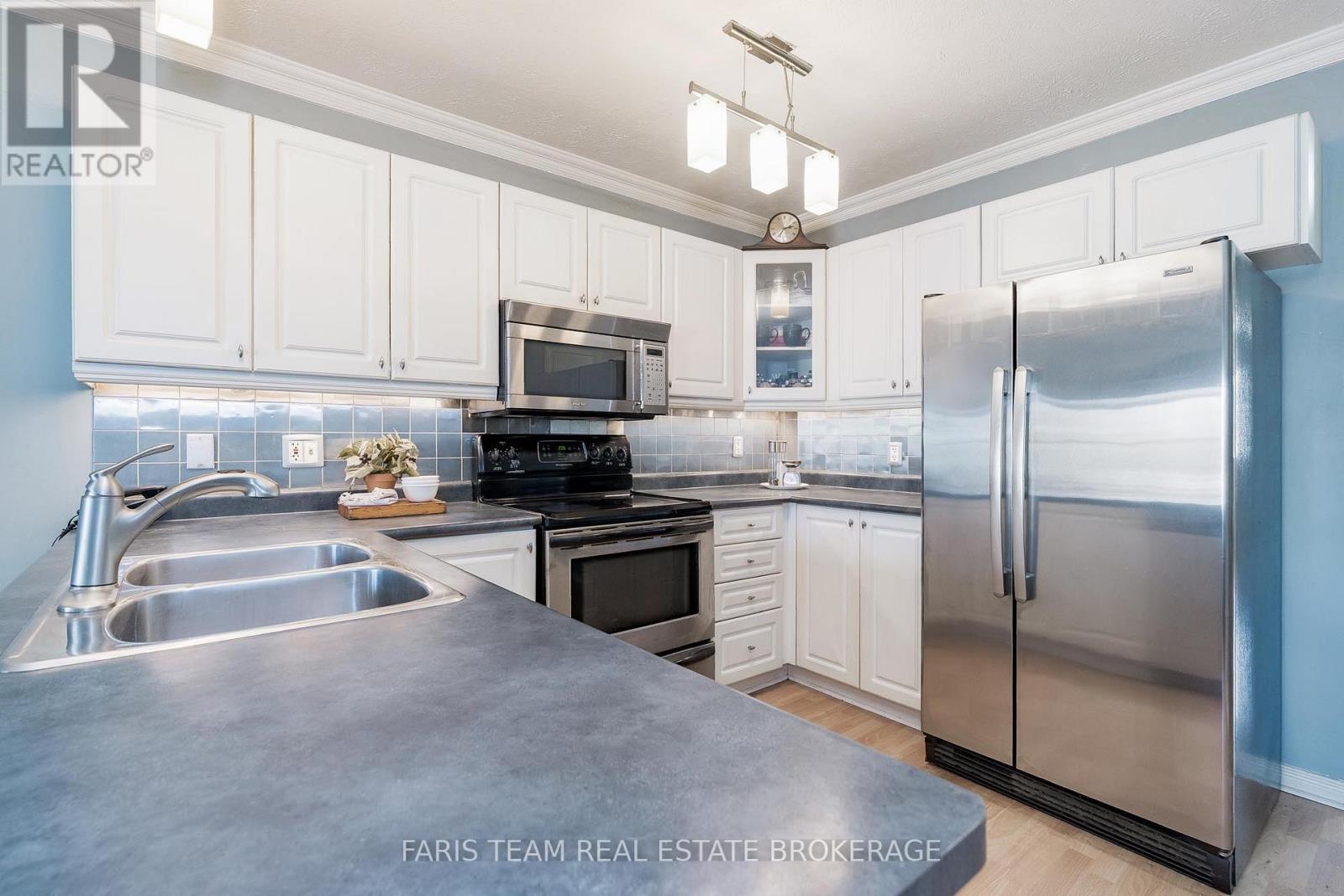 9 Julia Crescent, Orillia, Ontario  L3V 7Y9 - Photo 6 - S12504080