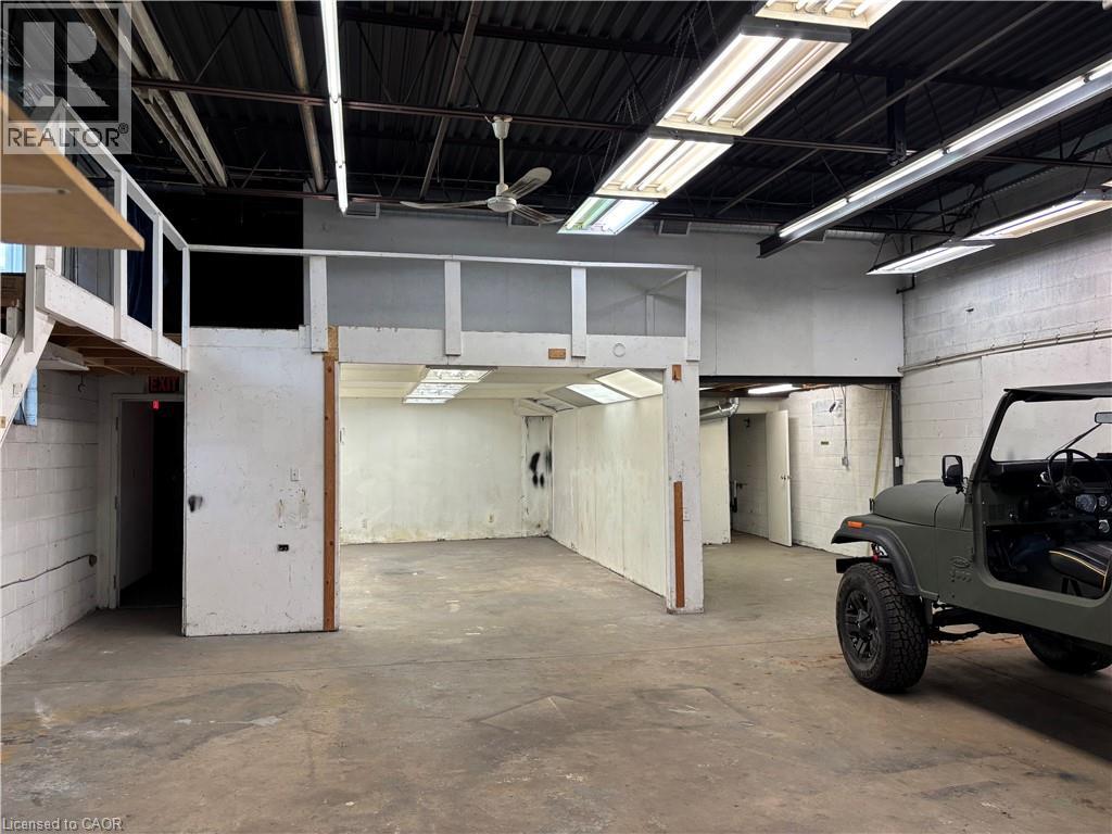 483 Enfield Road Unit# 6, Burlington, Ontario  L7T 2X5 - Photo 3 - 40784081