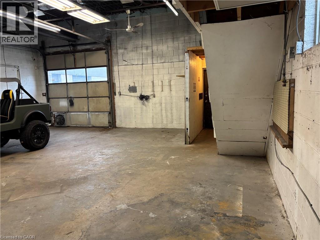 483 Enfield Road Unit# 6, Burlington, Ontario  L7T 2X5 - Photo 4 - 40784081