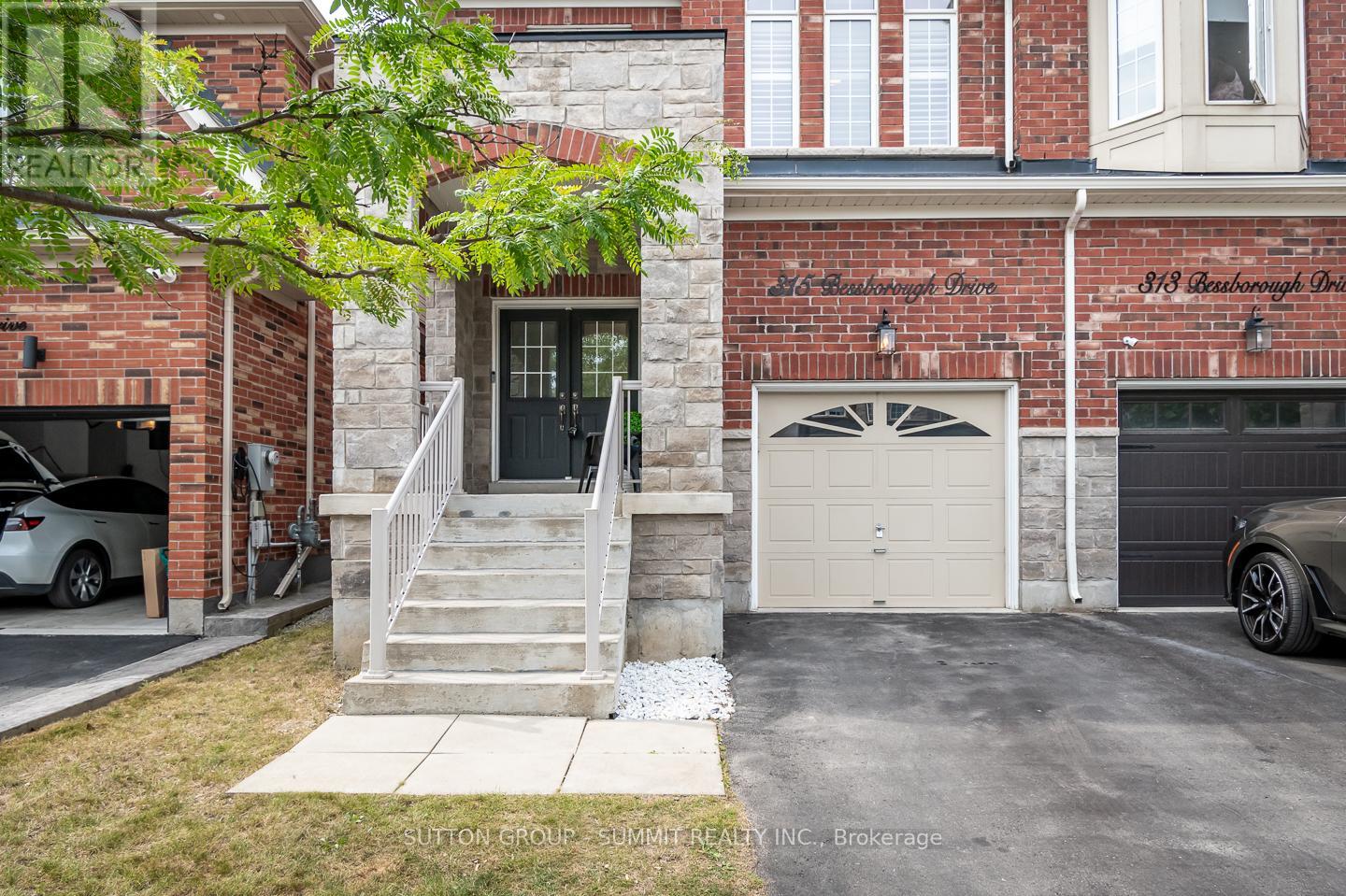 315 BESSBOROUGH DRIVE, Milton, Ontario