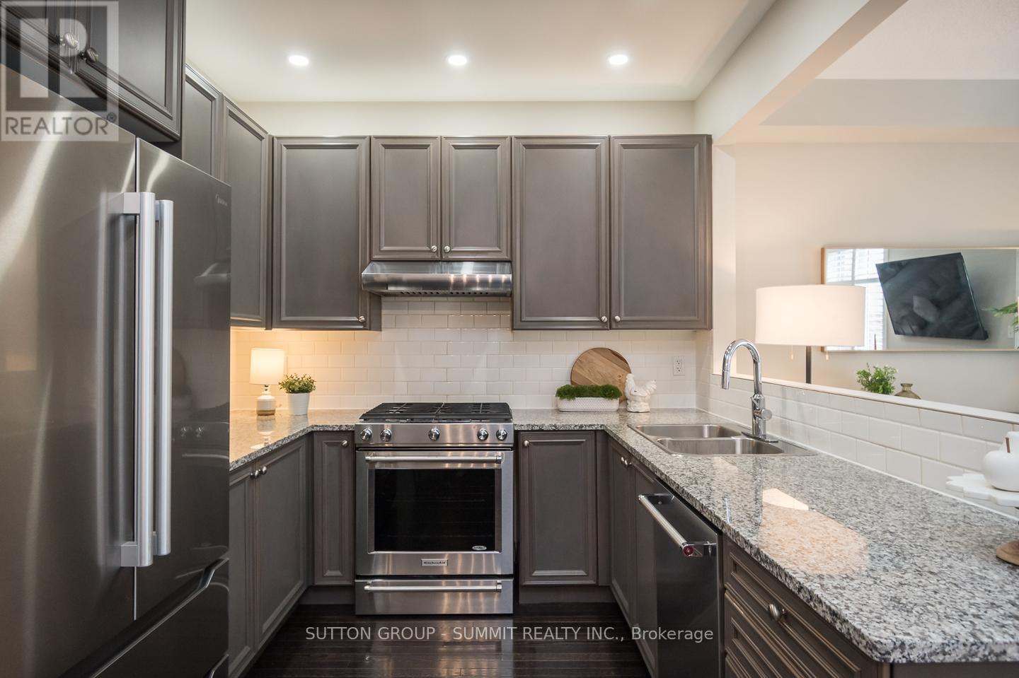 315 Bessborough Drive, Milton, Ontario  L9T 8P5 - Photo 14 - W12503394