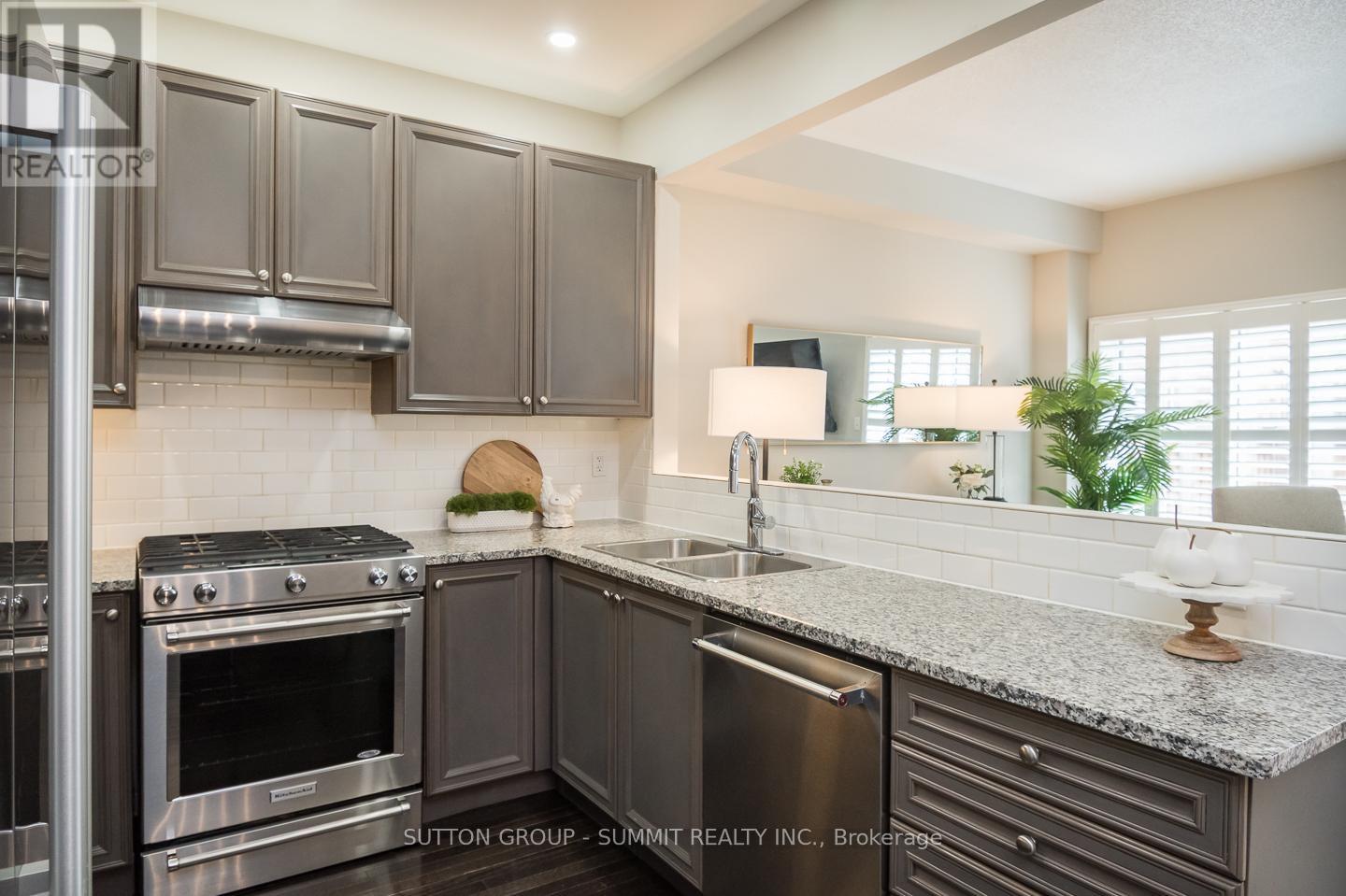 315 Bessborough Drive, Milton, Ontario  L9T 8P5 - Photo 15 - W12503394