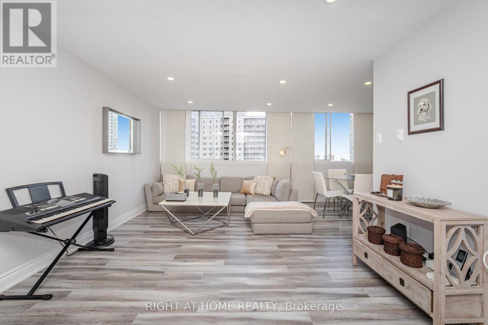 1209 - 3590 Kaneff Crescent, Mississauga, Ontario  L5A 3X3 - Photo 12 - W12476531