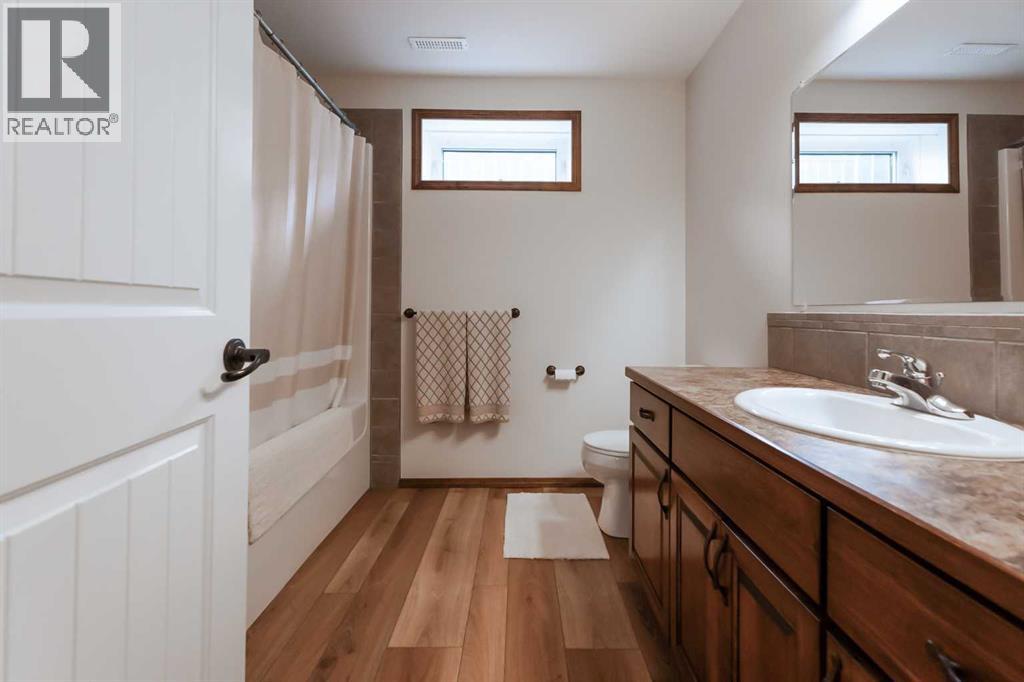 749 Northridge Street, Picture Butte, Alberta  T0K 1V0 - Photo 40 - A2267937