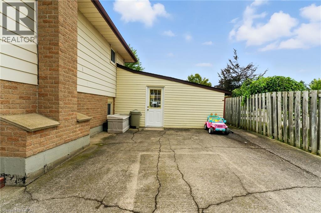 1043 Canfield Crescent, Woodstock, Ontario  N4S 8P3 - Photo 39 - 40783887