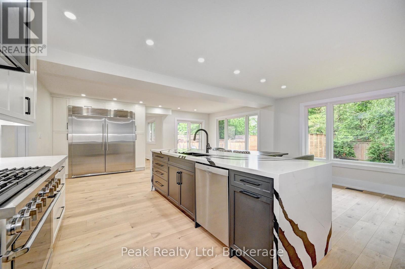 352 Stephanie Drive, Guelph, Ontario  N1K 1R3 - Photo 17 - X12504140