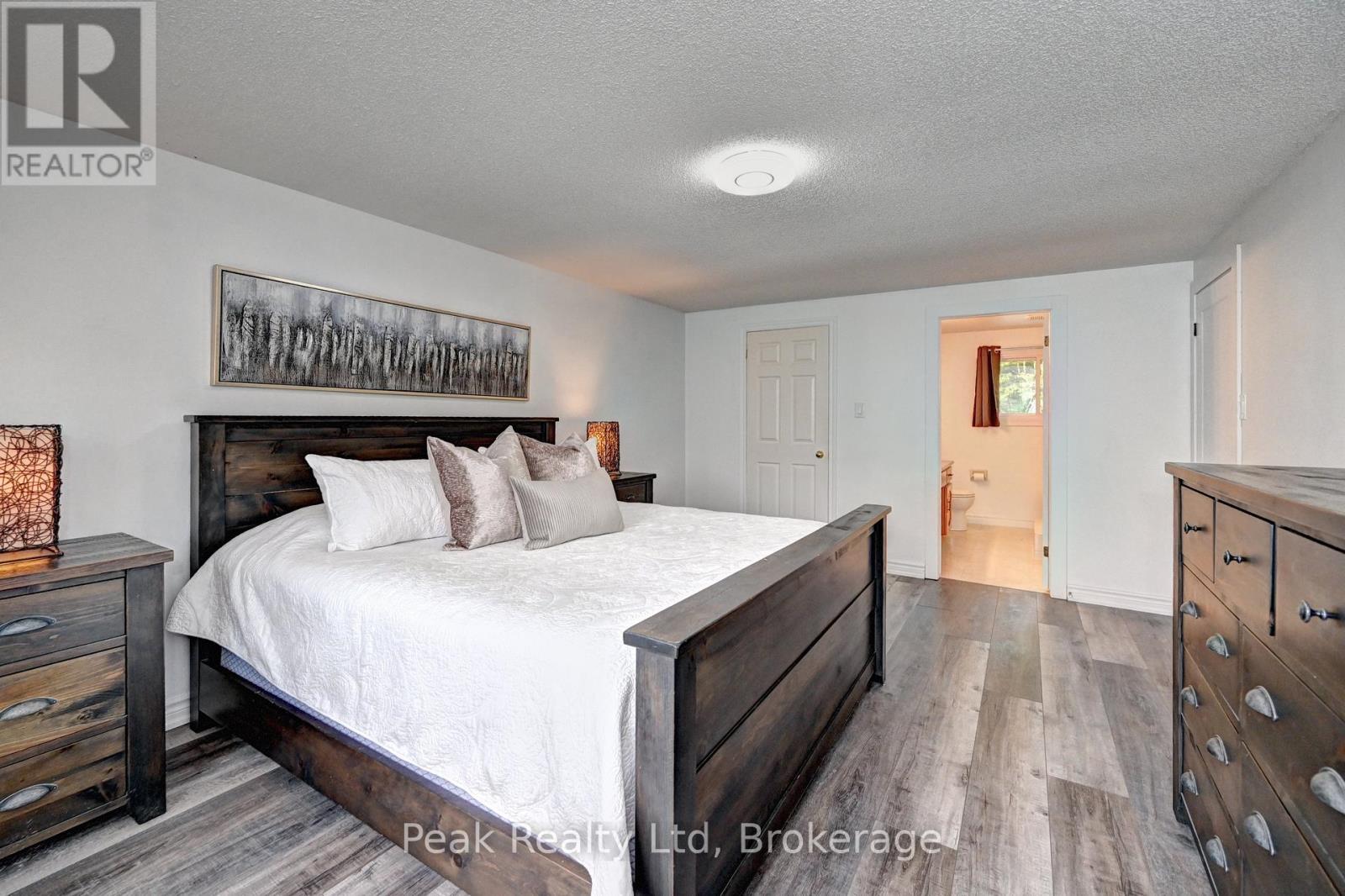 352 Stephanie Drive, Guelph, Ontario  N1K 1R3 - Photo 27 - X12504140