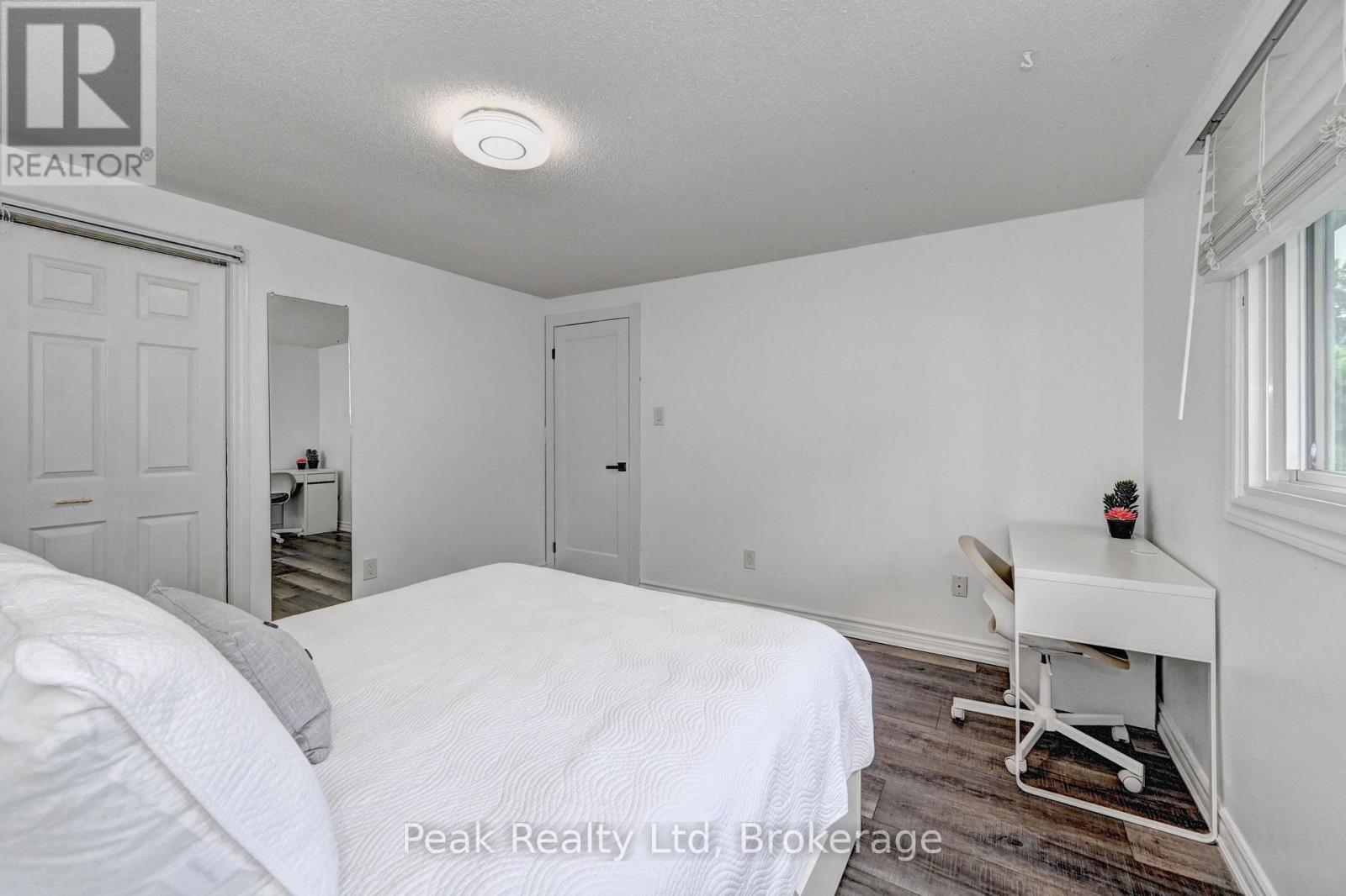 352 Stephanie Drive, Guelph, Ontario  N1K 1R3 - Photo 33 - X12504140