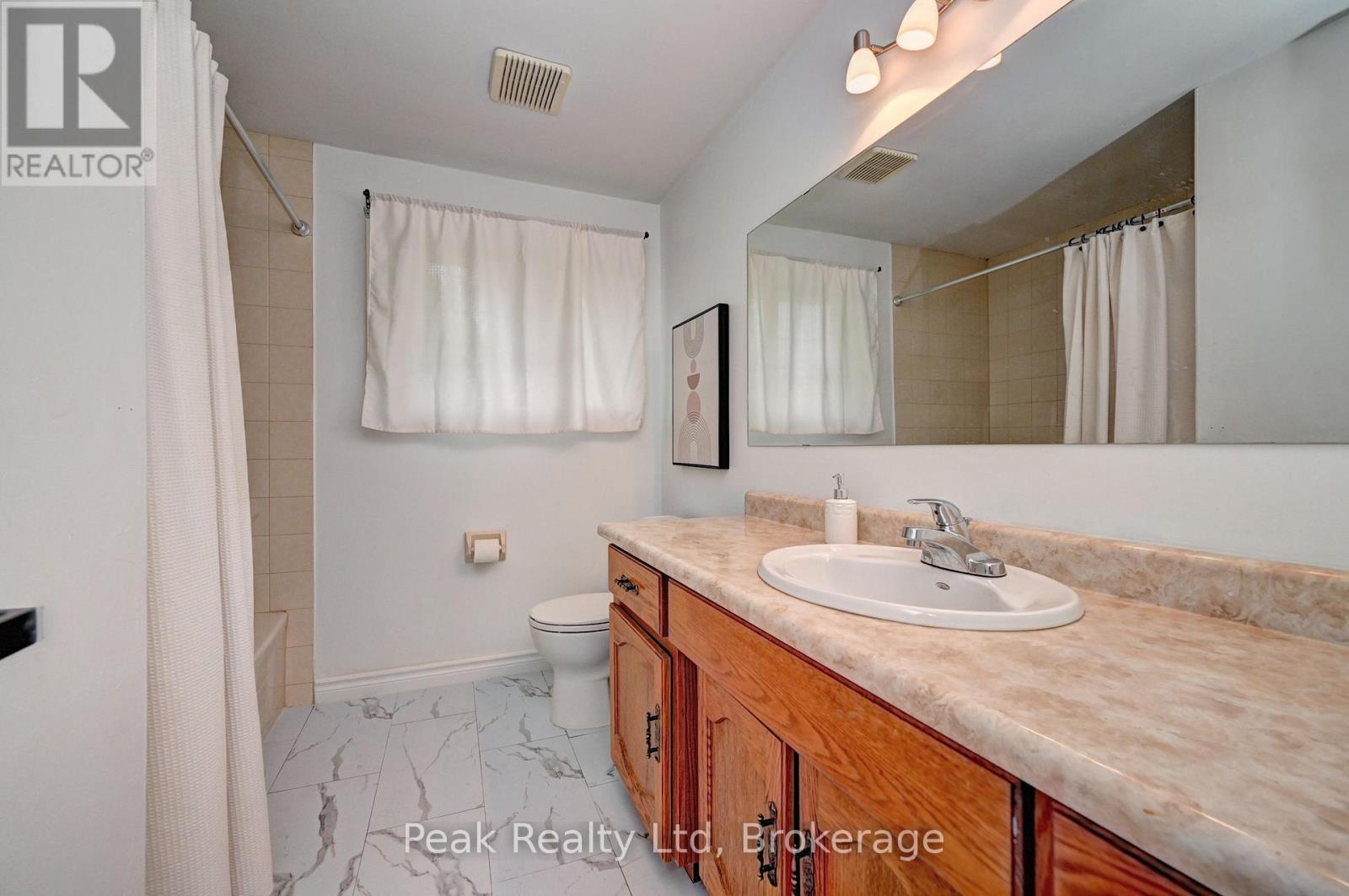 352 Stephanie Drive, Guelph, Ontario  N1K 1R3 - Photo 34 - X12504140