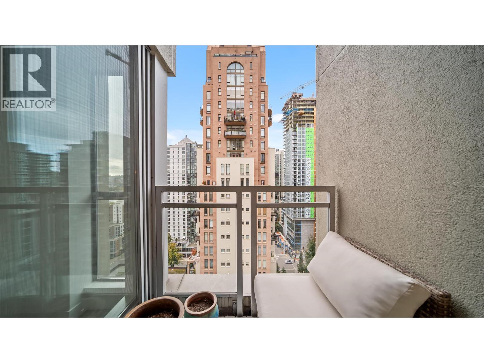 1802 1238 Richards Street, Vancouver, British Columbia  V6B 6M6 - Photo 17 - R3058337