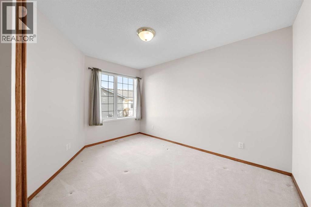 634 Sheep River Mews, Okotoks, Alberta  T1S 1S5 - Photo 18 - A2267612