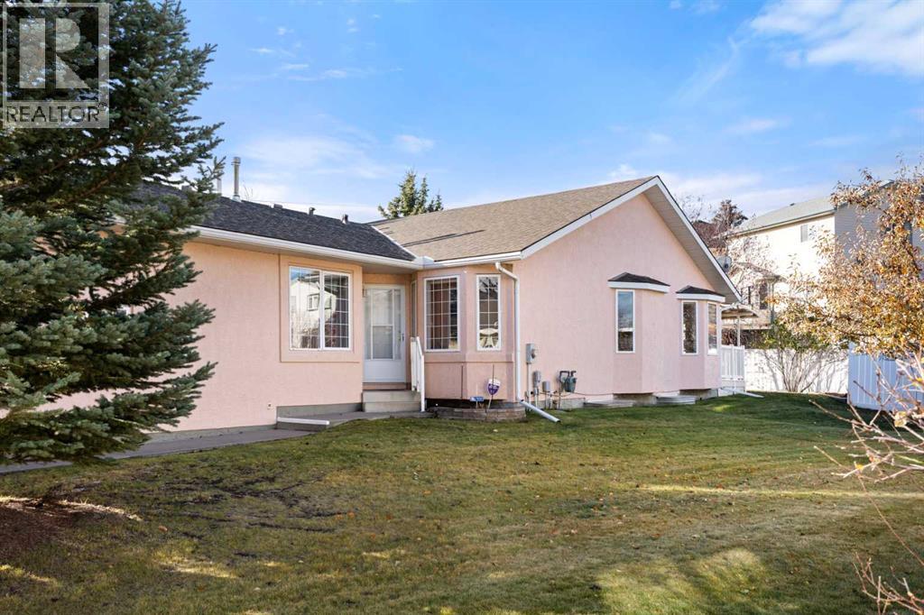 634 Sheep River Mews, Okotoks, Alberta  T1S 1S5 - Photo 3 - A2267612