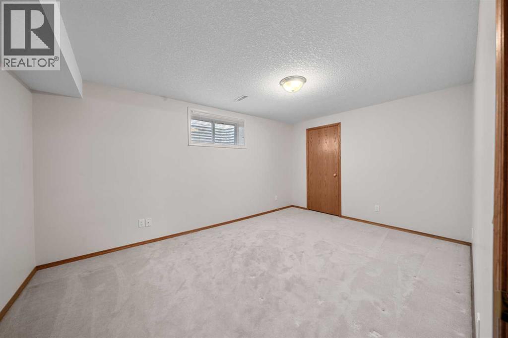 634 Sheep River Mews, Okotoks, Alberta  T1S 1S5 - Photo 27 - A2267612