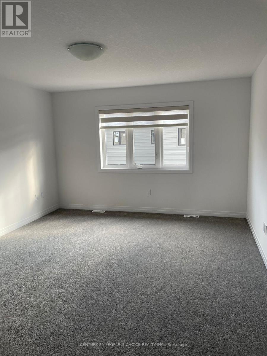 937 Douro Street, Stratford, Ontario  N5A 0M3 - Photo 12 - X12482352