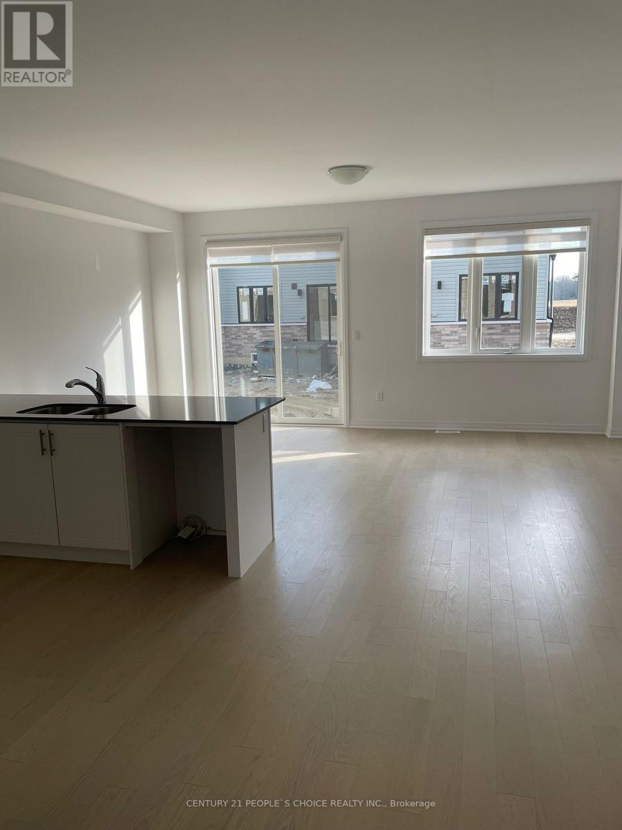 937 Douro Street, Stratford, Ontario  N5A 0M3 - Photo 4 - X12482352