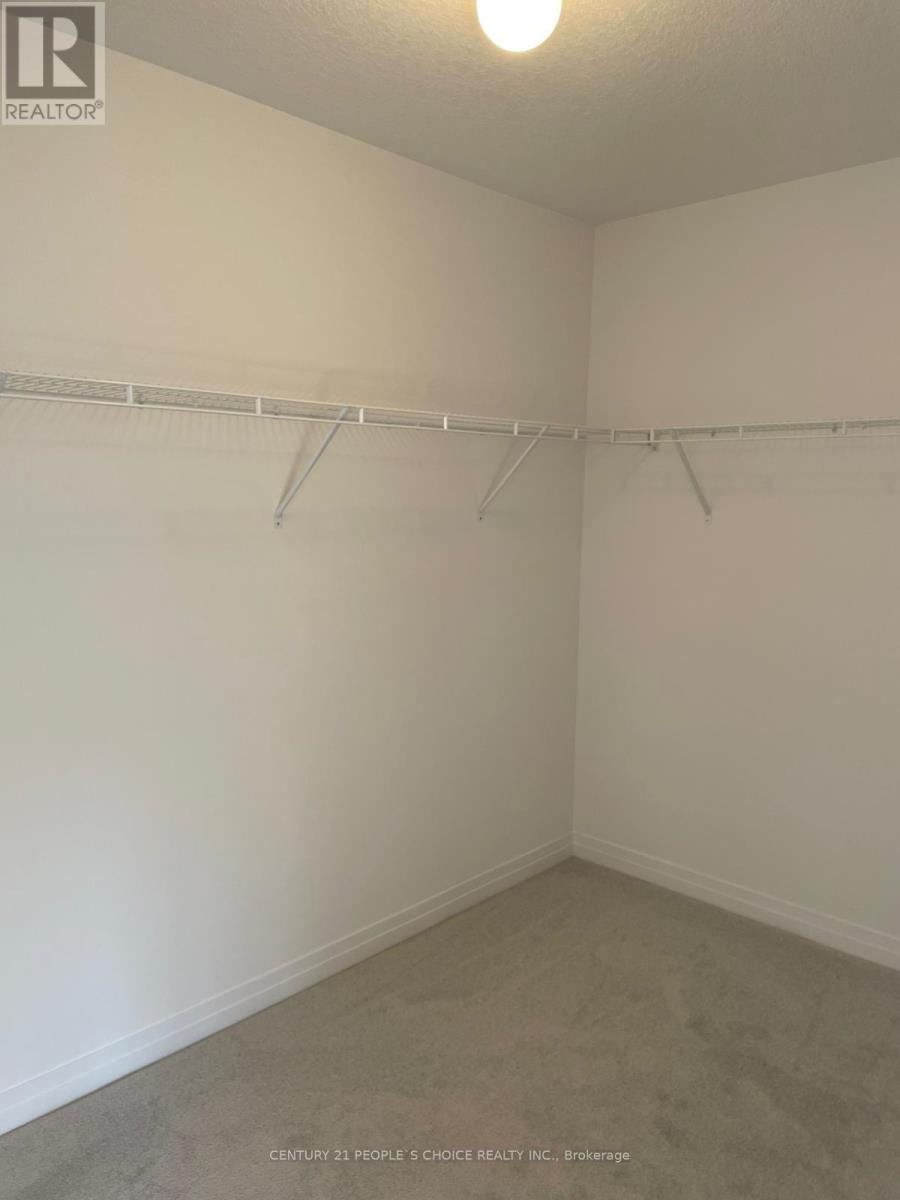 913 Douro Street, Stratford, Ontario  N5A 0M3 - Photo 12 - X12483932