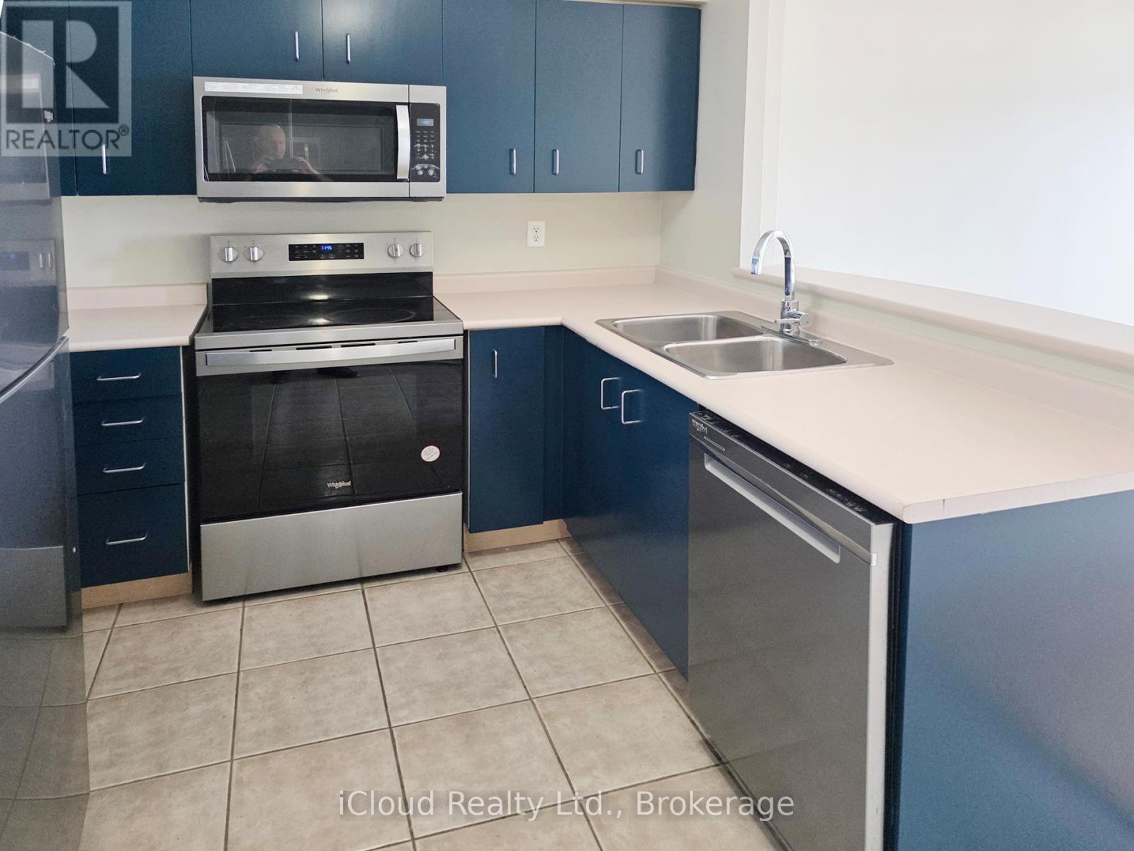 1007 - 2585 Erin Centre Boulevard, Mississauga, Ontario  L5M 5Z2 - Photo 8 - W12503772