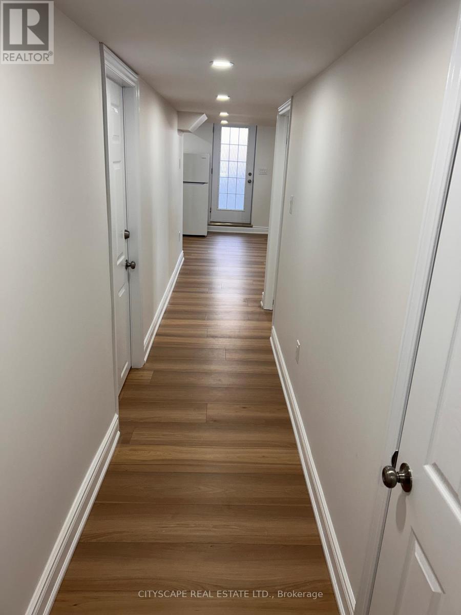 Bsmt - 969 Transom Crescent, Milton, Ontario  L9T 8J3 - Photo 12 - W12503774