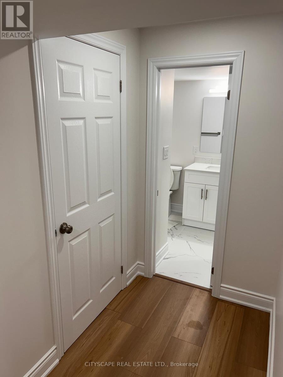 Bsmt - 969 Transom Crescent, Milton, Ontario  L9T 8J3 - Photo 16 - W12503774