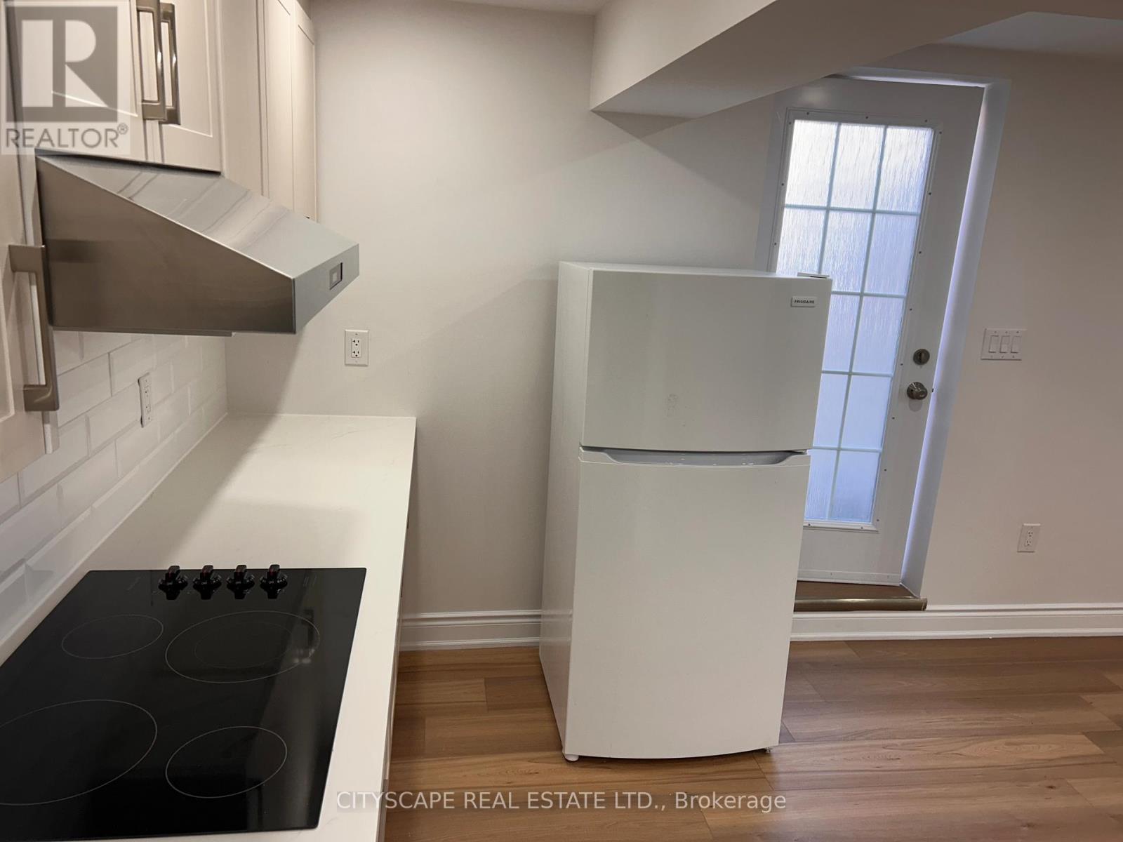 Bsmt - 969 Transom Crescent, Milton, Ontario  L9T 8J3 - Photo 3 - W12503774