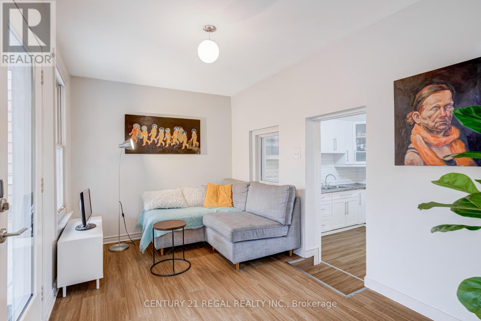 379 Silverthorn Avenue, Toronto, Ontario  M6M 3H1 - Photo 20 - W12503786