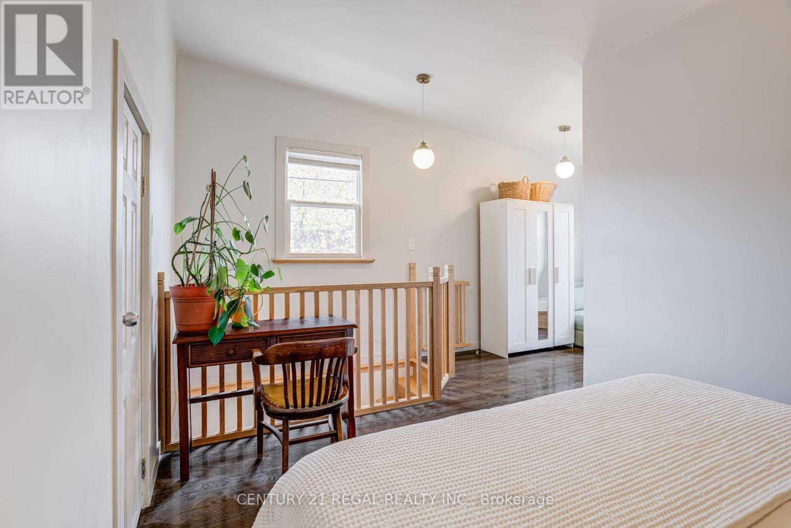 379 Silverthorn Avenue, Toronto, Ontario  M6M 3H1 - Photo 24 - W12503786