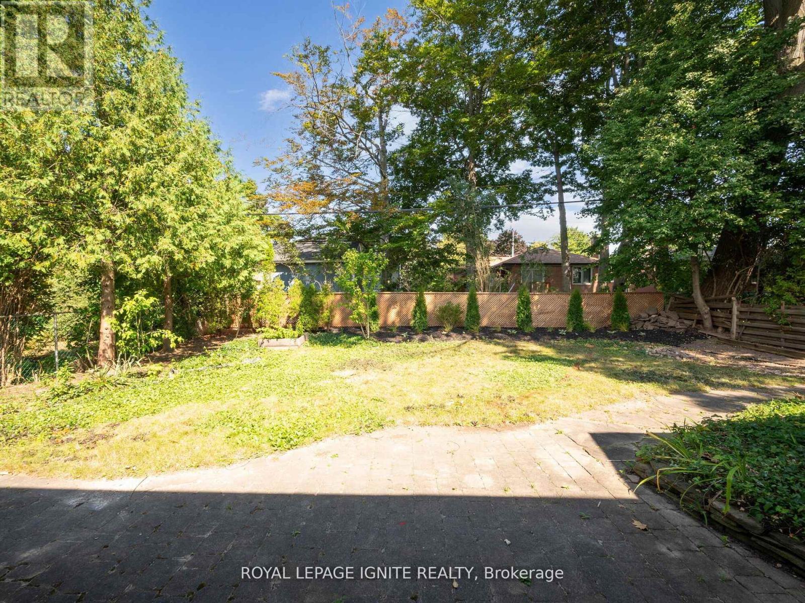 Main - 3577 Gallager Drive, Mississauga, Ontario  L5C 2N2 - Photo 17 - W12503850