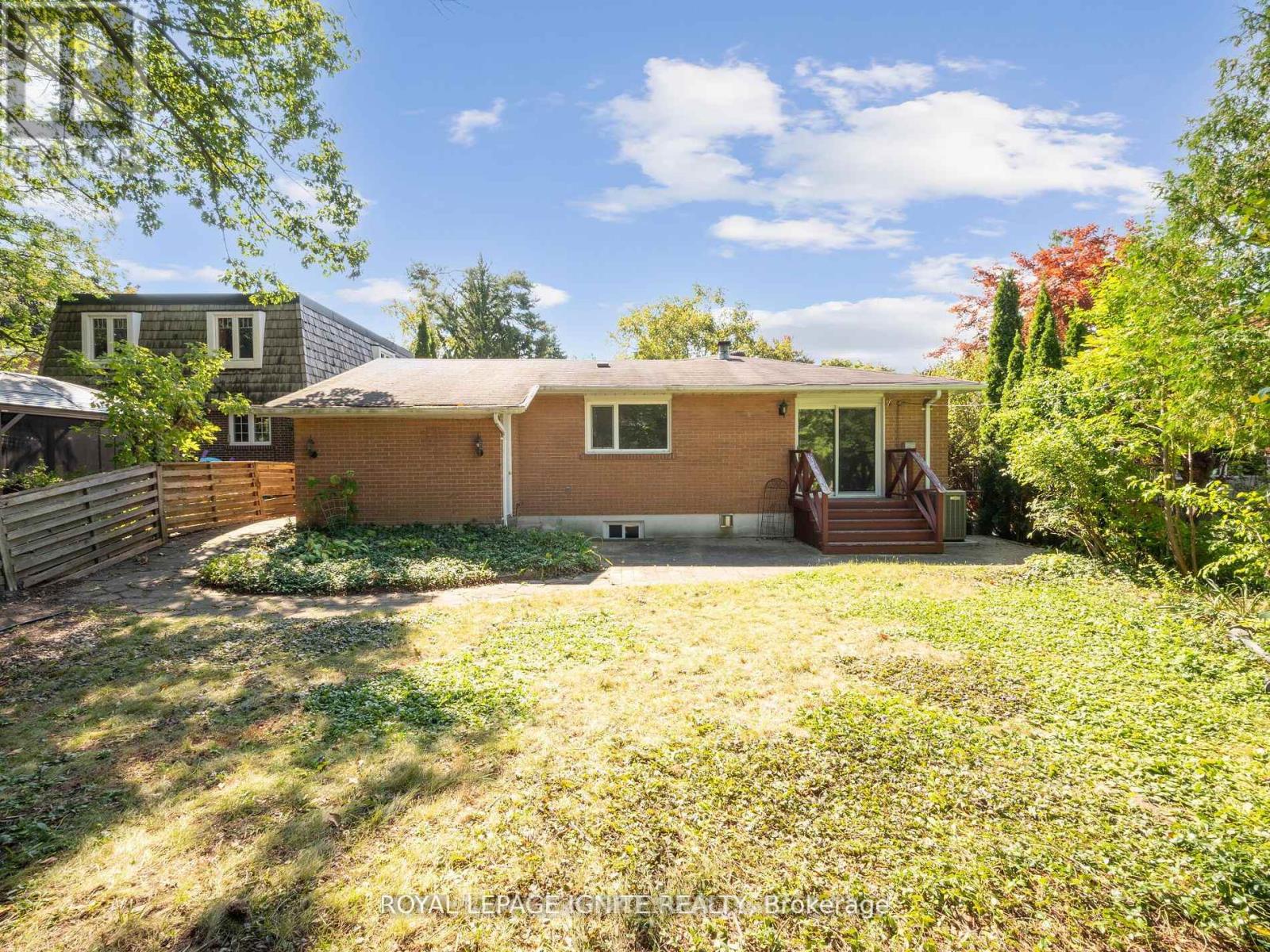 Main - 3577 Gallager Drive, Mississauga, Ontario  L5C 2N2 - Photo 20 - W12503850