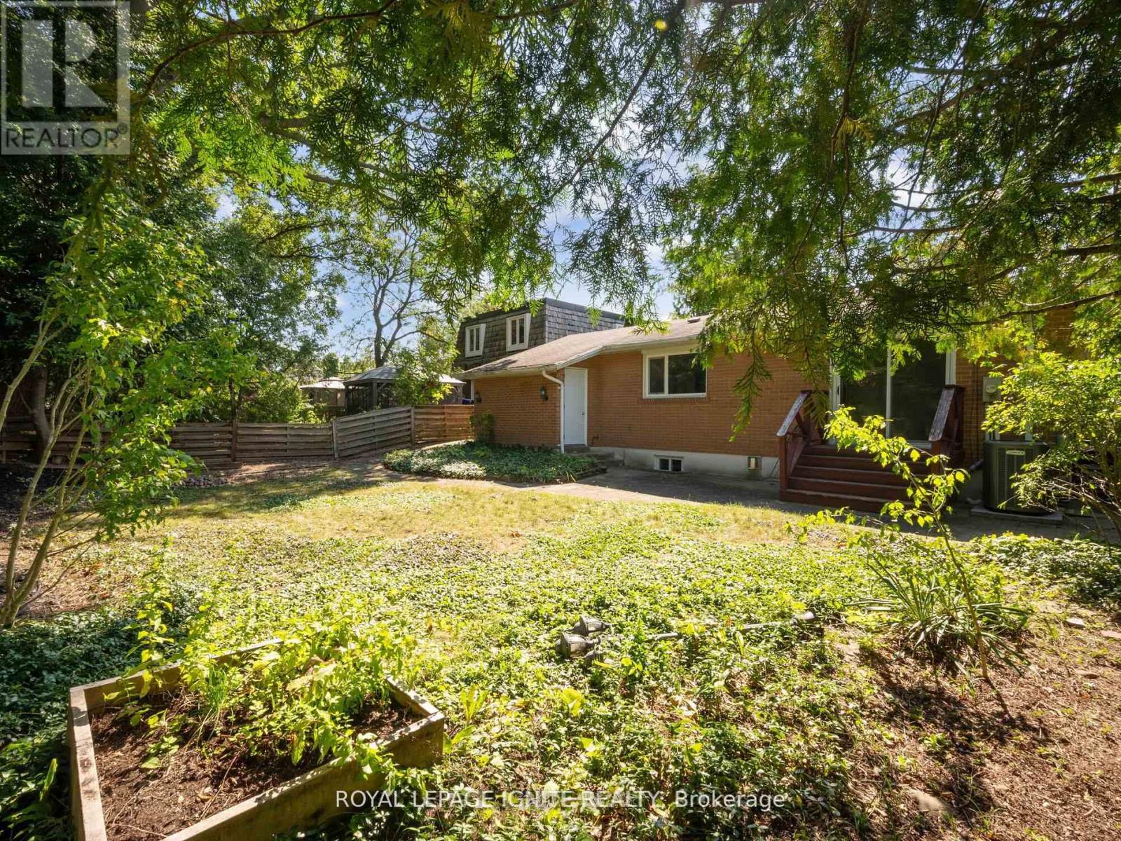 Main - 3577 Gallager Drive, Mississauga, Ontario  L5C 2N2 - Photo 22 - W12503850