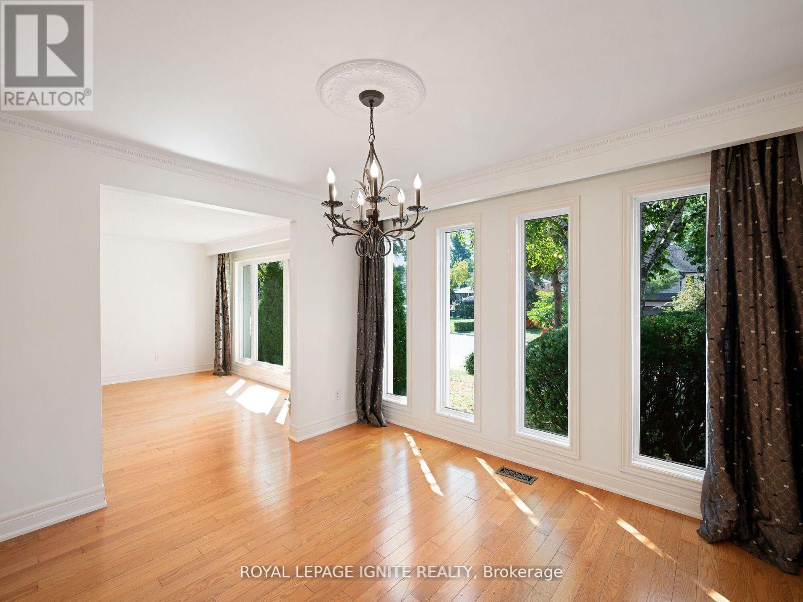 Main - 3577 Gallager Drive, Mississauga, Ontario  L5C 2N2 - Photo 6 - W12503850