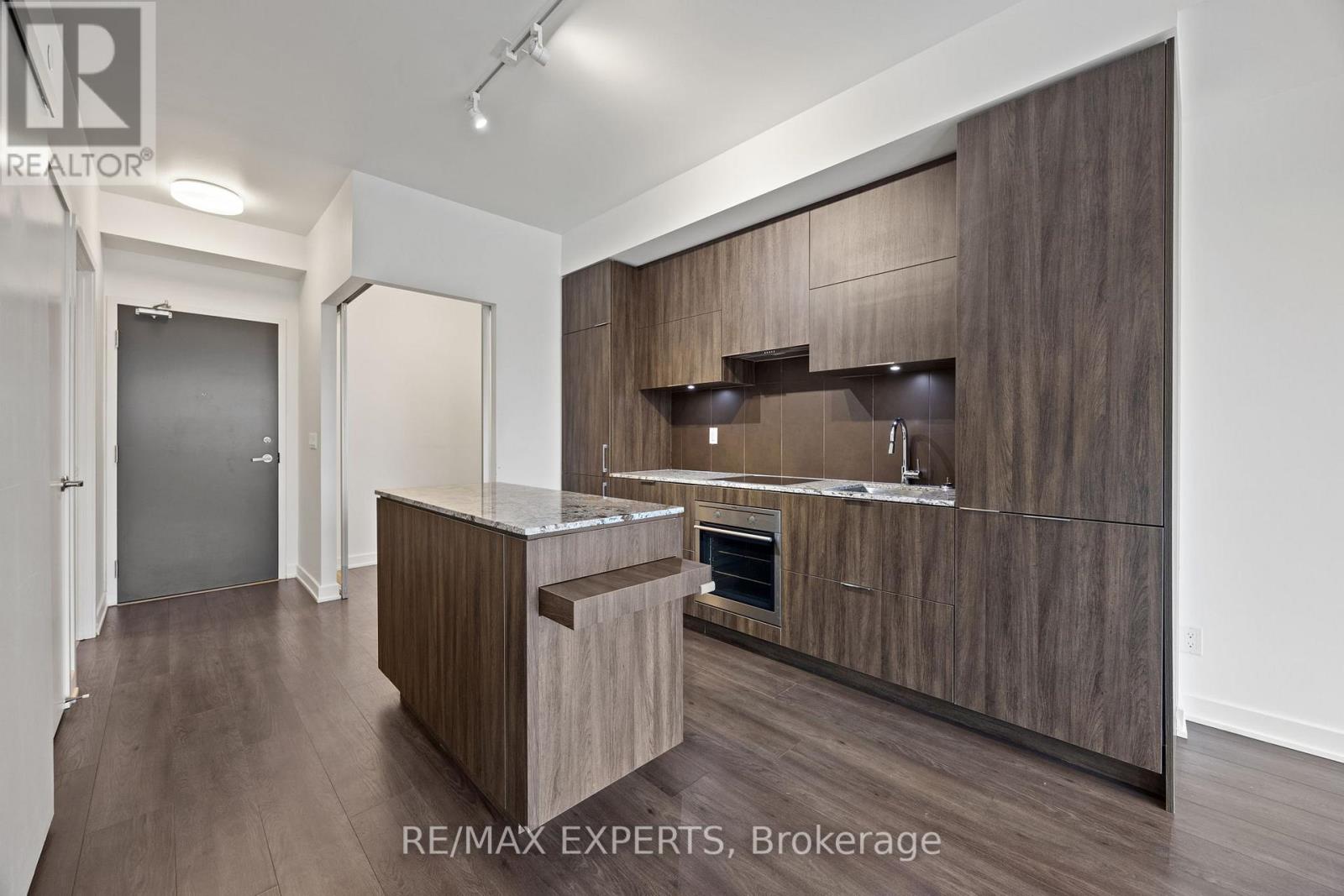 512 - 1990 Bloor Street W, Toronto, Ontario  M6P 3L1 - Photo 11 - W12503906