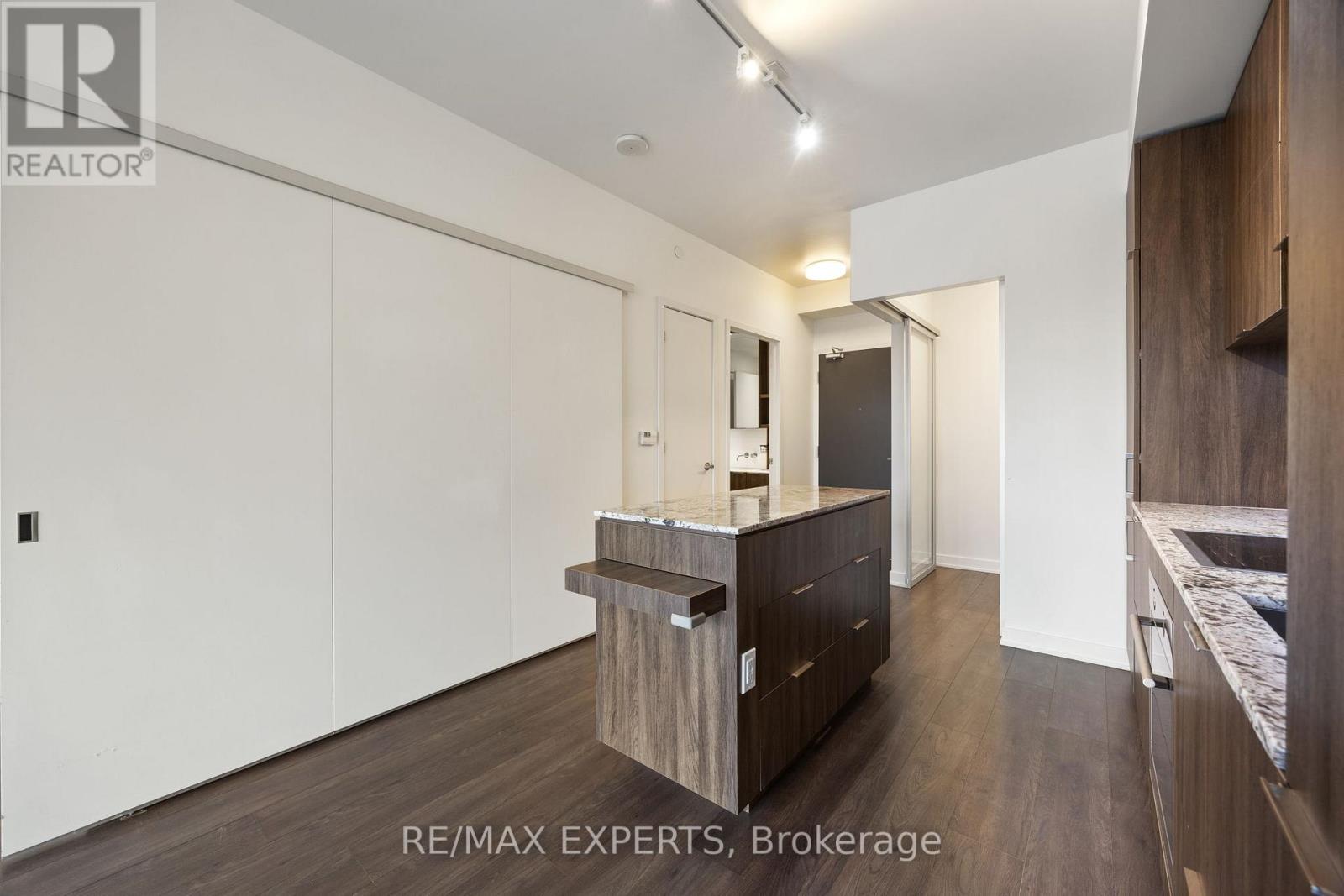 512 - 1990 Bloor Street W, Toronto, Ontario  M6P 3L1 - Photo 21 - W12503906