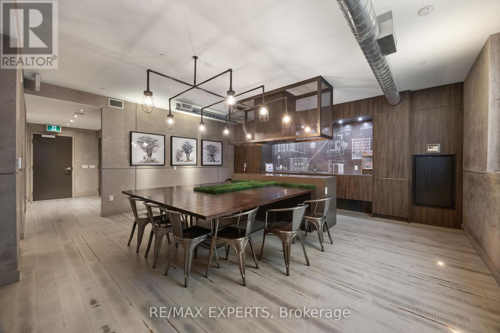 512 - 1990 Bloor Street W, Toronto, Ontario  M6P 3L1 - Photo 24 - W12503906