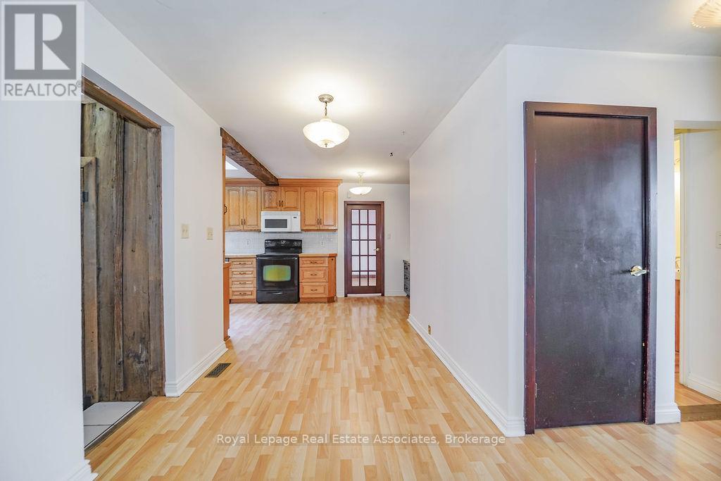 3364 Burnhamthorpe Road W, Oakville, Ontario  L6M 4H2 - Photo 15 - W12503916