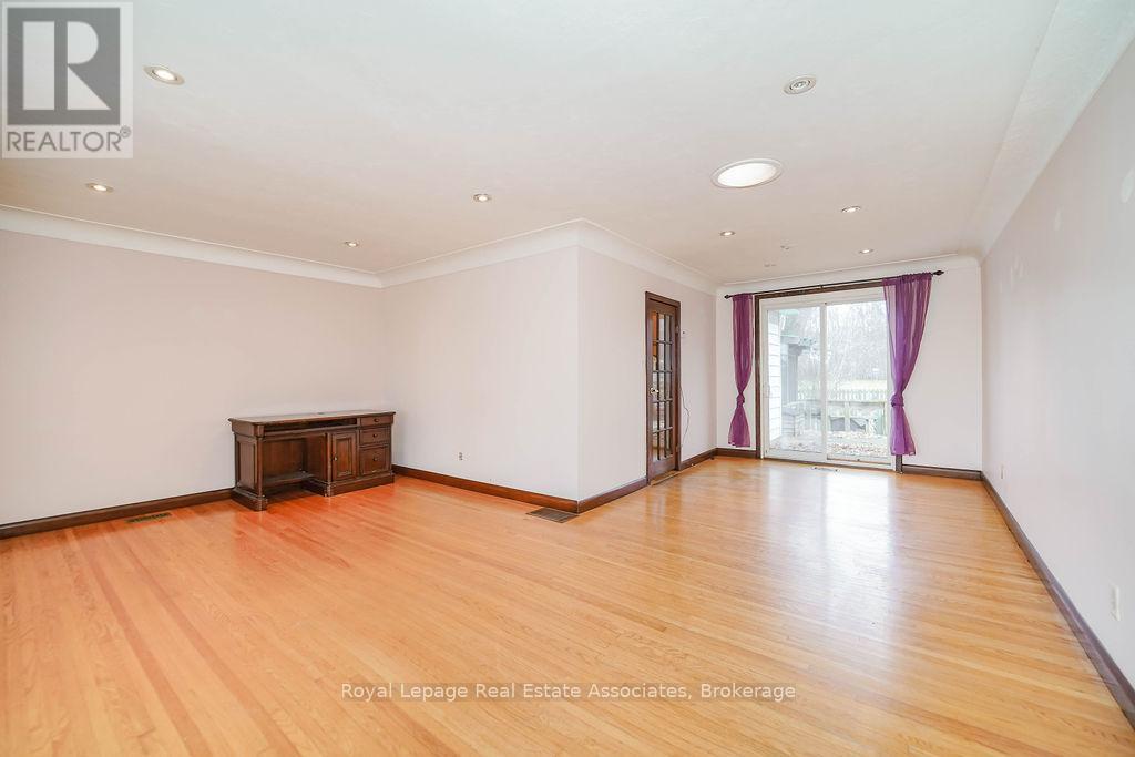 3364 Burnhamthorpe Road W, Oakville, Ontario  L6M 4H2 - Photo 24 - W12503916