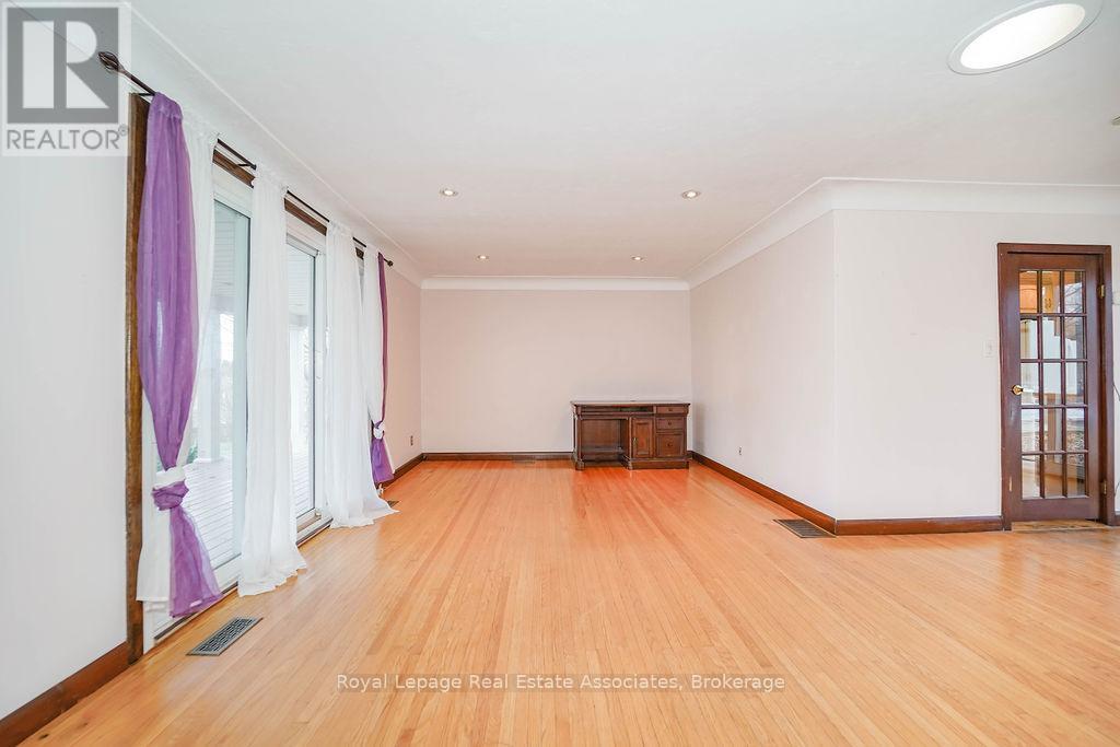 3364 Burnhamthorpe Road W, Oakville, Ontario  L6M 4H2 - Photo 25 - W12503916