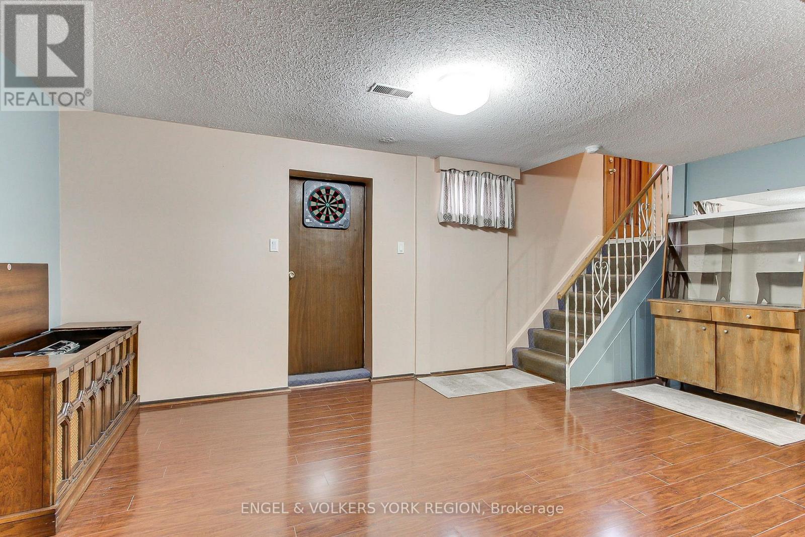 234 Maple Leaf Drive, Toronto, Ontario  M6L 1P1 - Photo 35 - W12503992