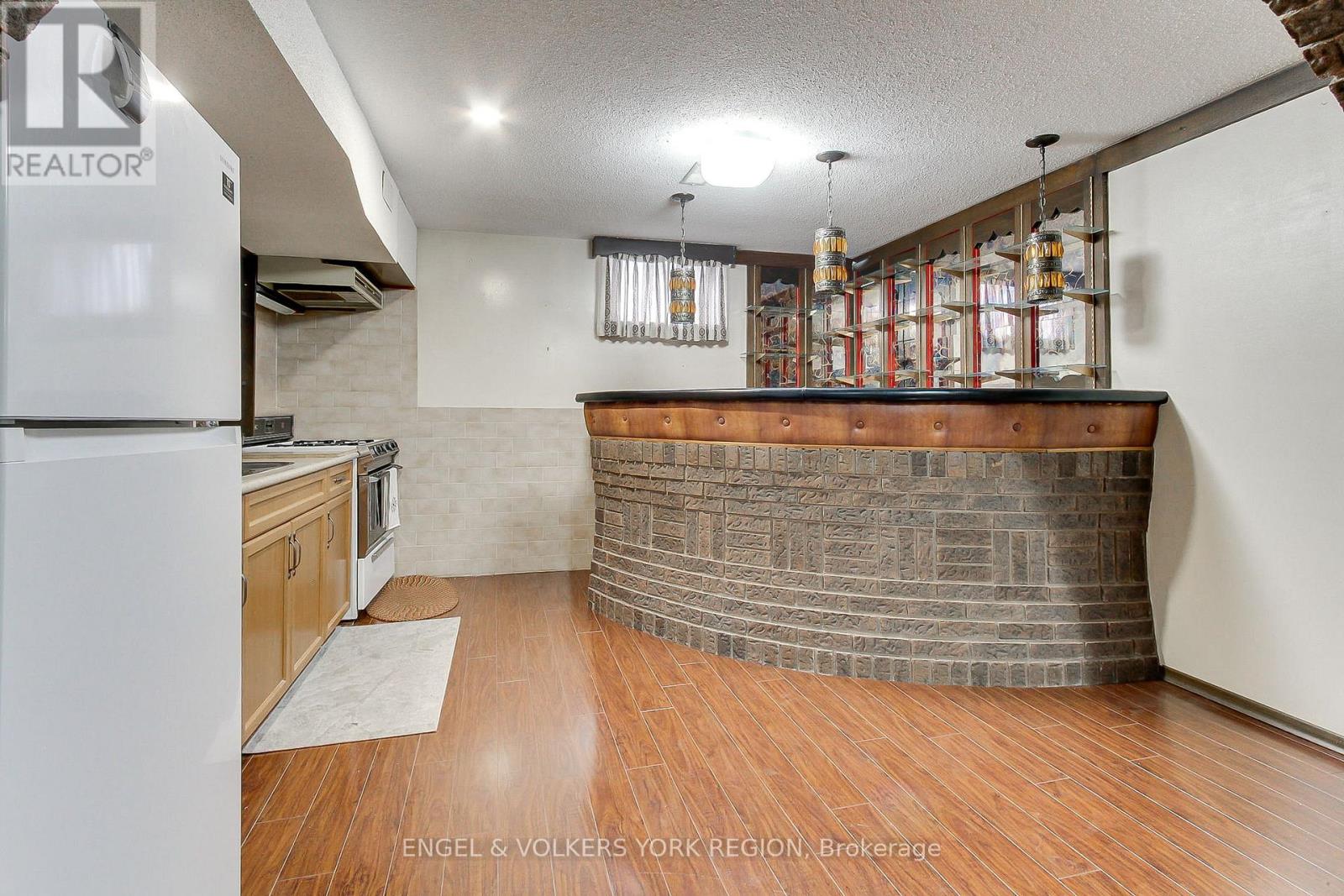 234 Maple Leaf Drive, Toronto, Ontario  M6L 1P1 - Photo 40 - W12503992