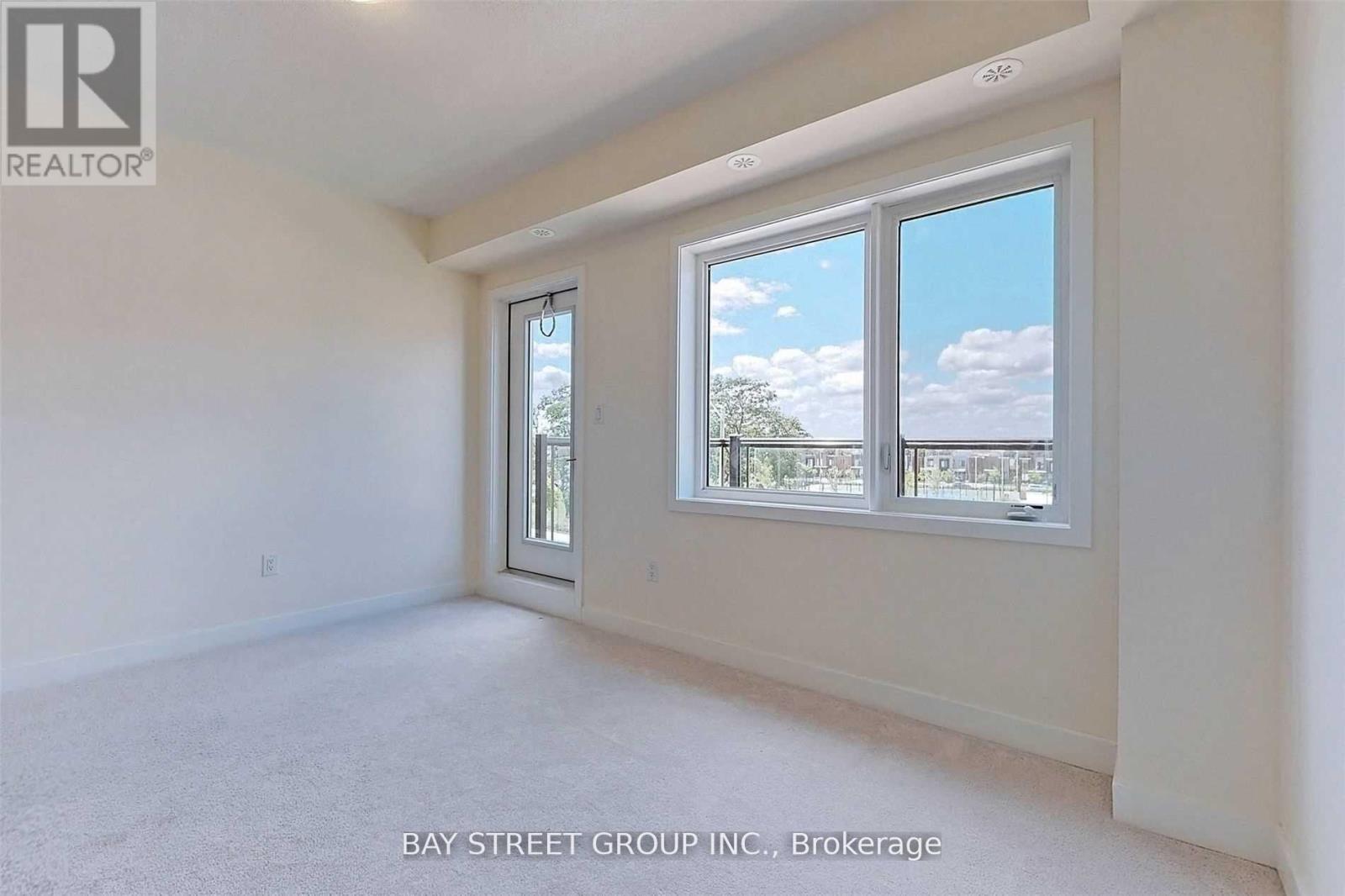 109 Frederick Tisdale Drive, Toronto, Ontario  M3K 0C6 - Photo 15 - W12504038