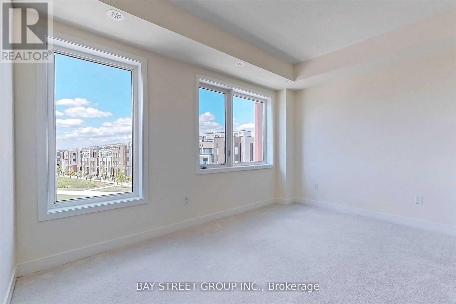 109 Frederick Tisdale Drive, Toronto, Ontario  M3K 0C6 - Photo 20 - W12504038