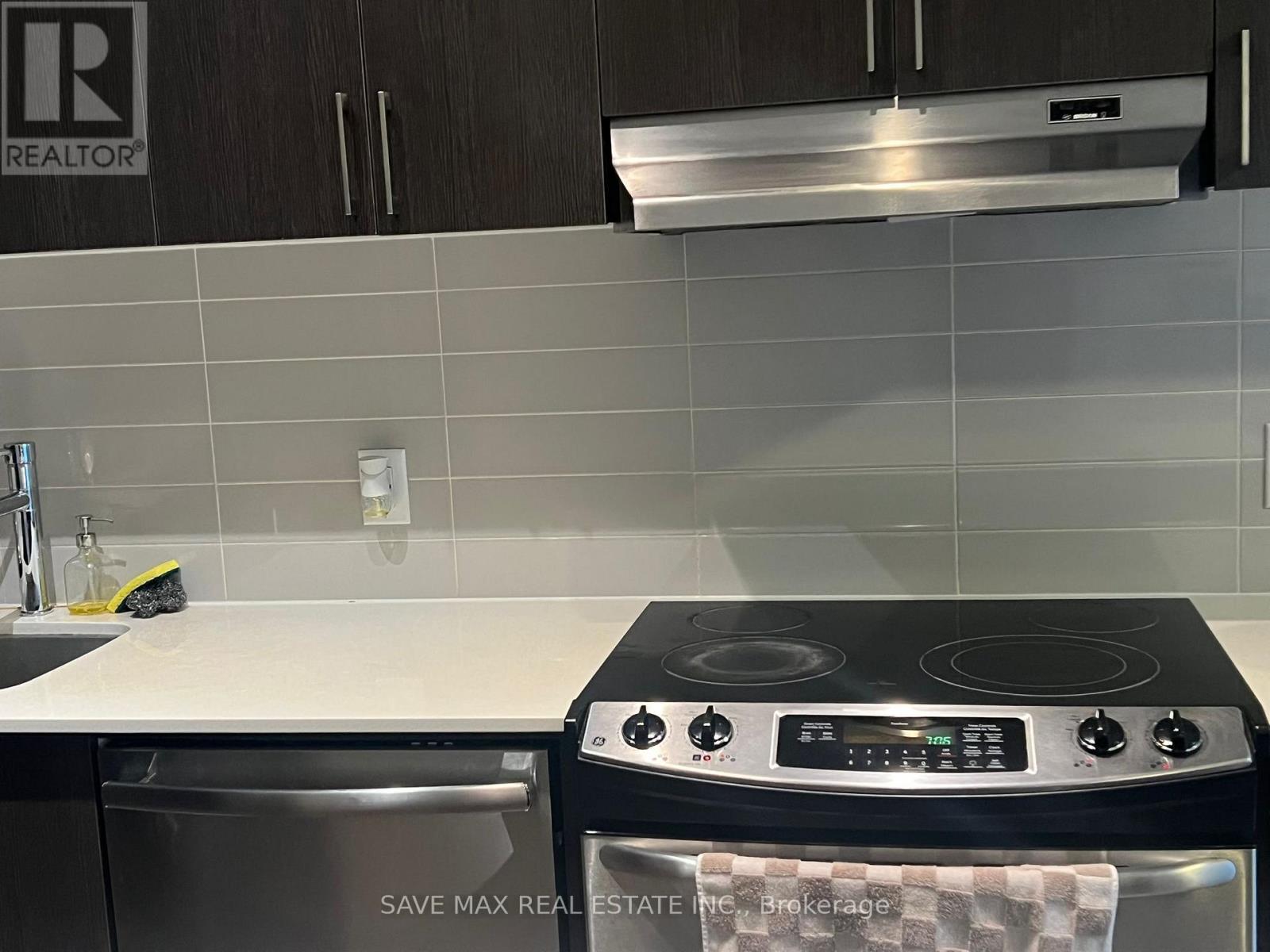 1309 - 2560 Eglinton Avenue W, Mississauga, Ontario  L5M 0Y3 - Photo 8 - W12504044