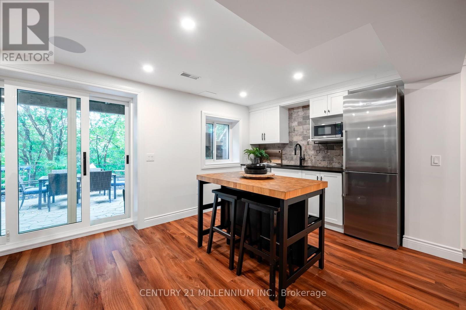 174 Lisa Marie Drive, Orangeville, Ontario  L9W 4P7 - Photo 27 - W12504076