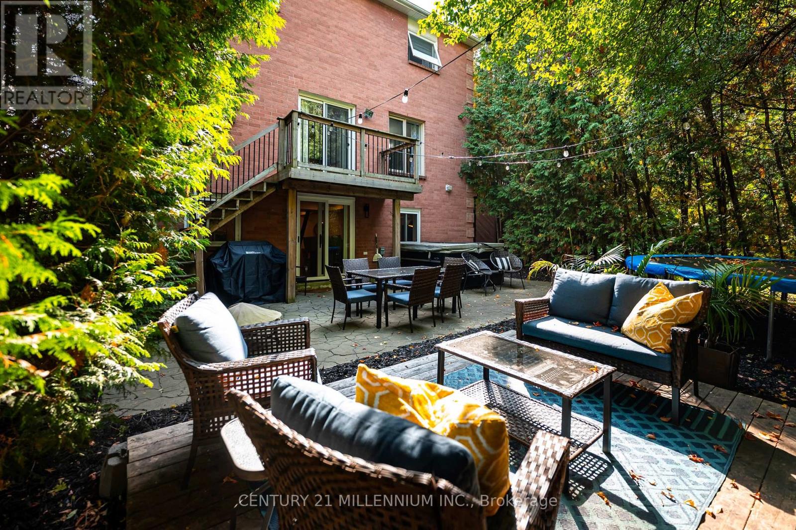 174 Lisa Marie Drive, Orangeville, Ontario  L9W 4P7 - Photo 33 - W12504076