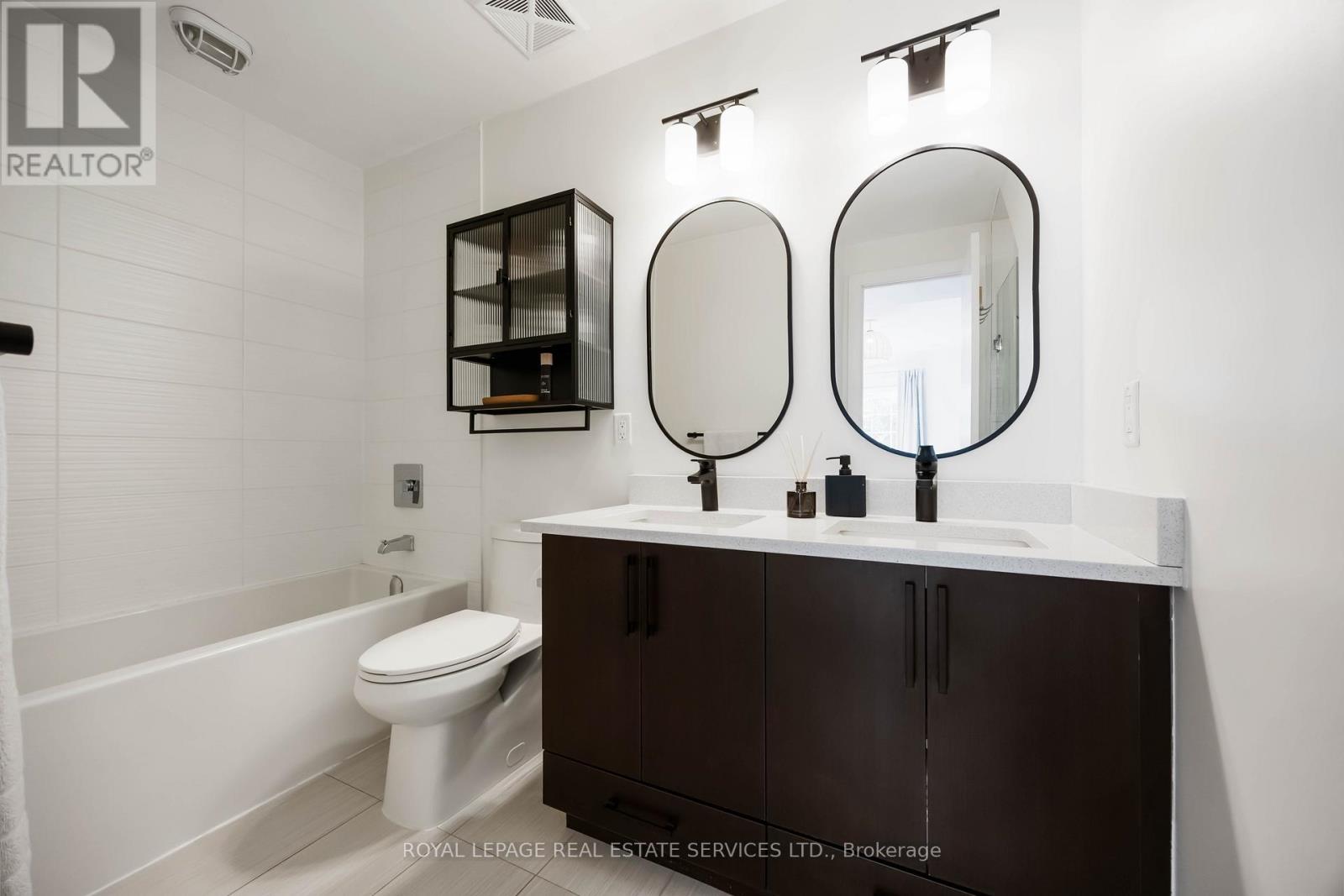 212 Brandon Avenue, Toronto, Ontario  M6H 0C5 - Photo 22 - W12504082