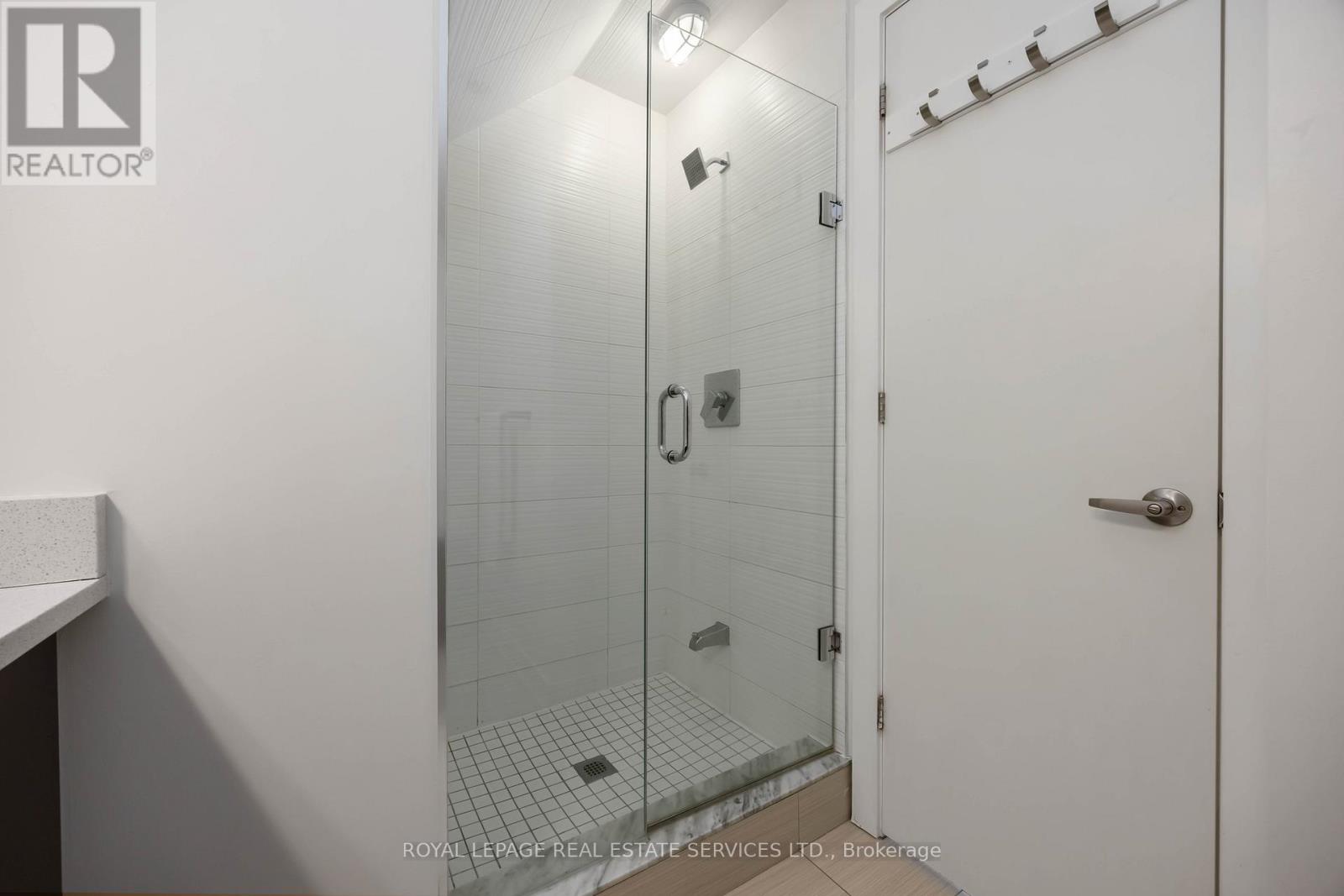 212 Brandon Avenue, Toronto, Ontario  M6H 0C5 - Photo 23 - W12504082