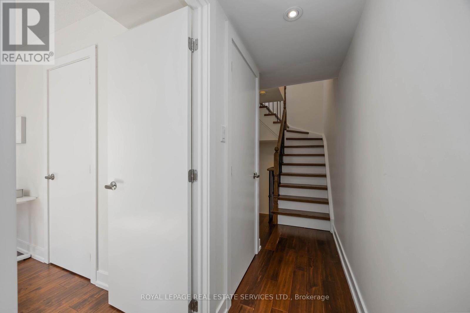 212 Brandon Avenue, Toronto, Ontario  M6H 0C5 - Photo 24 - W12504082