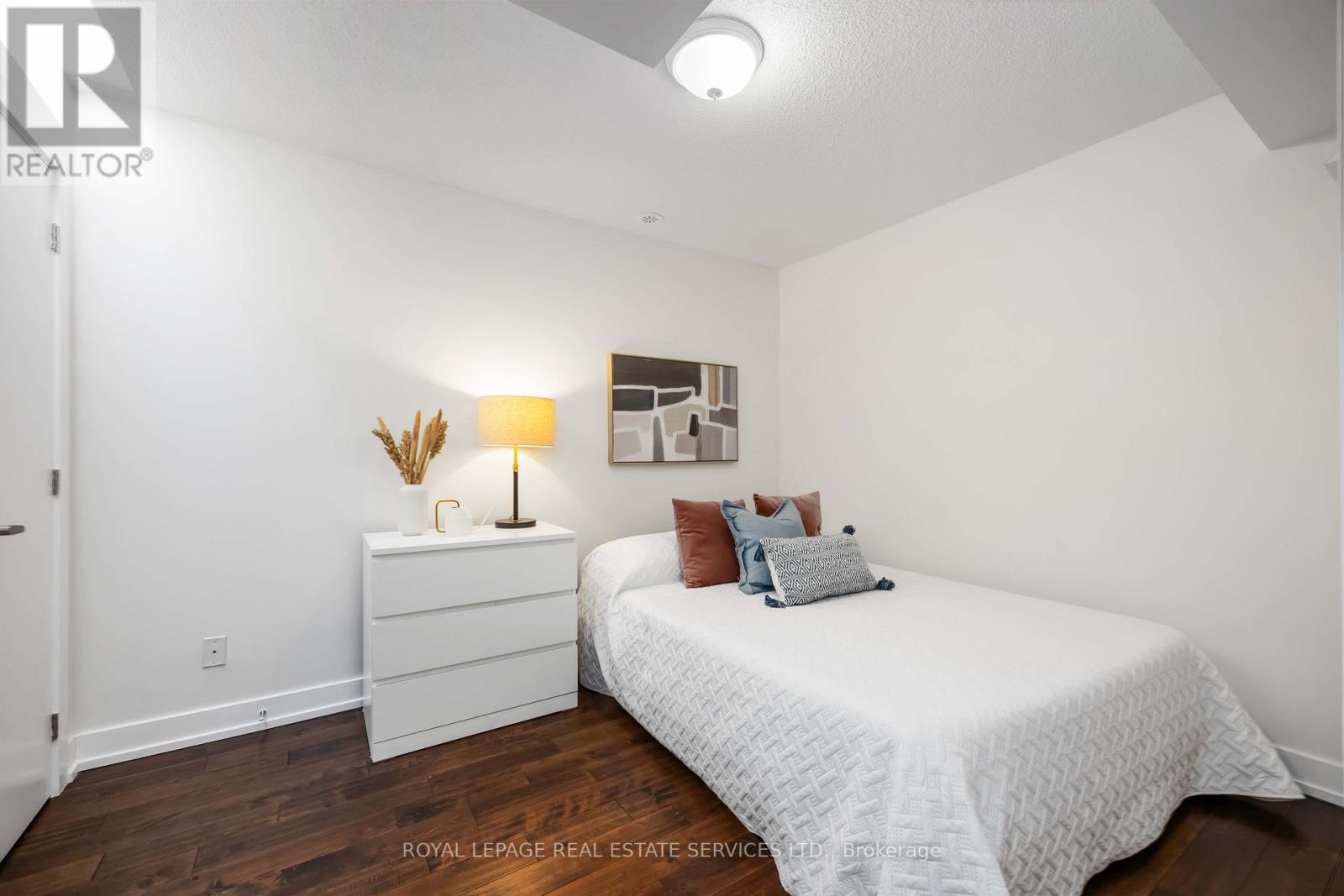 212 Brandon Avenue, Toronto, Ontario  M6H 0C5 - Photo 26 - W12504082